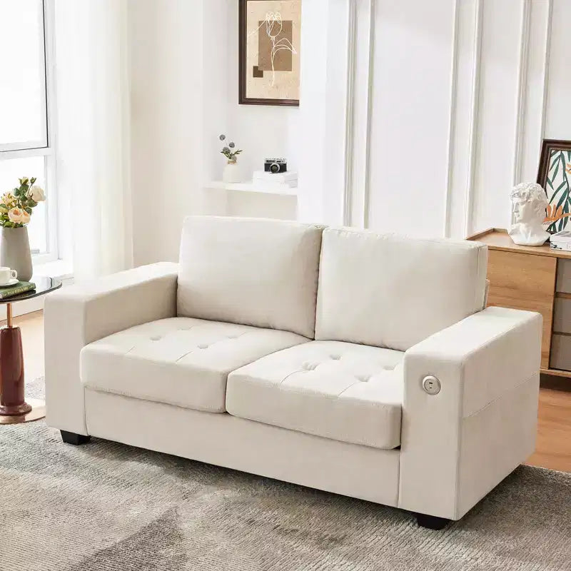 Canapé deux places en chenille avec accoudoirs larges et coussins amovibles