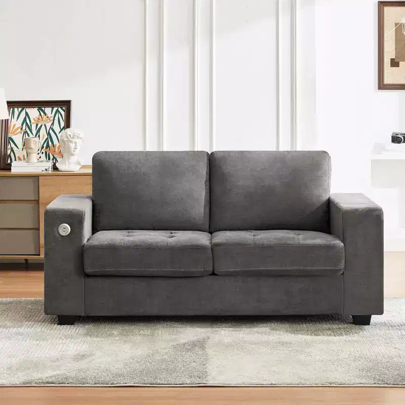 Canapé deux places en chenille avec accoudoirs larges et coussins amovibles