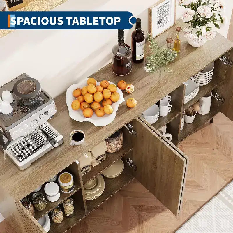Buffet cannelé de 160 cm, 4 portes avec étagères réglables et pieds en métal, Credenza moderne pour salon, entrée