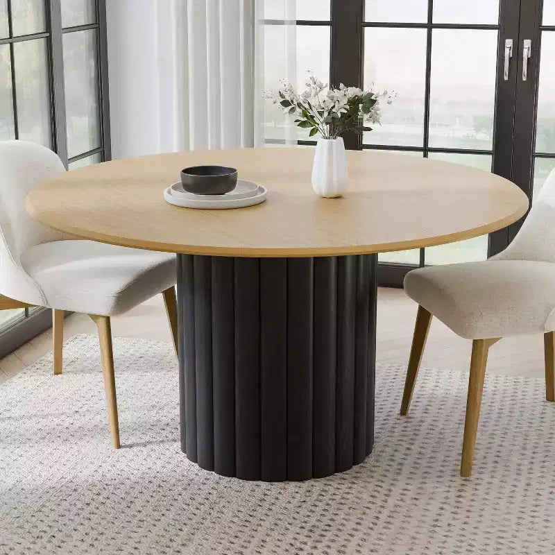 Table à manger ronde en bois de 132 cm pour 4 à 6 personnes avec pied cannelé