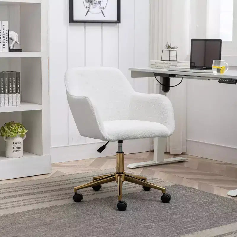 Okak Teddy Office Chair with Golden Metal Base, Swivel Chair with Adjustable Height and Universal Wheel, Desk Chair for Office, Study