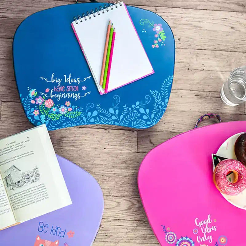 Tablette pour ordinateur portable avec coussin et poignée de transport