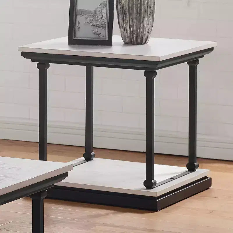 Table d'appoint avec étagère basse
